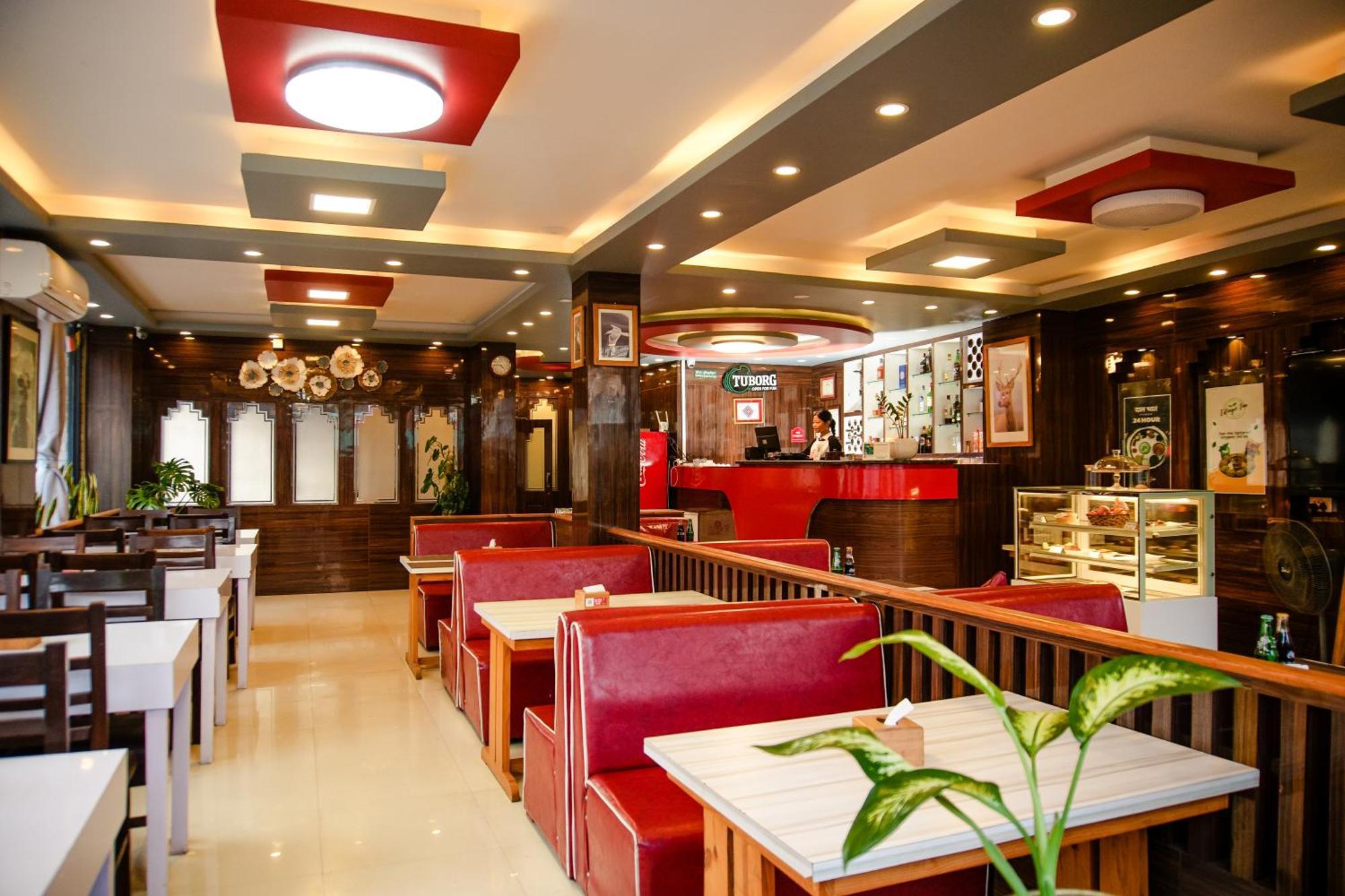 Hotel Edingo Inn Itahari Εξωτερικό φωτογραφία