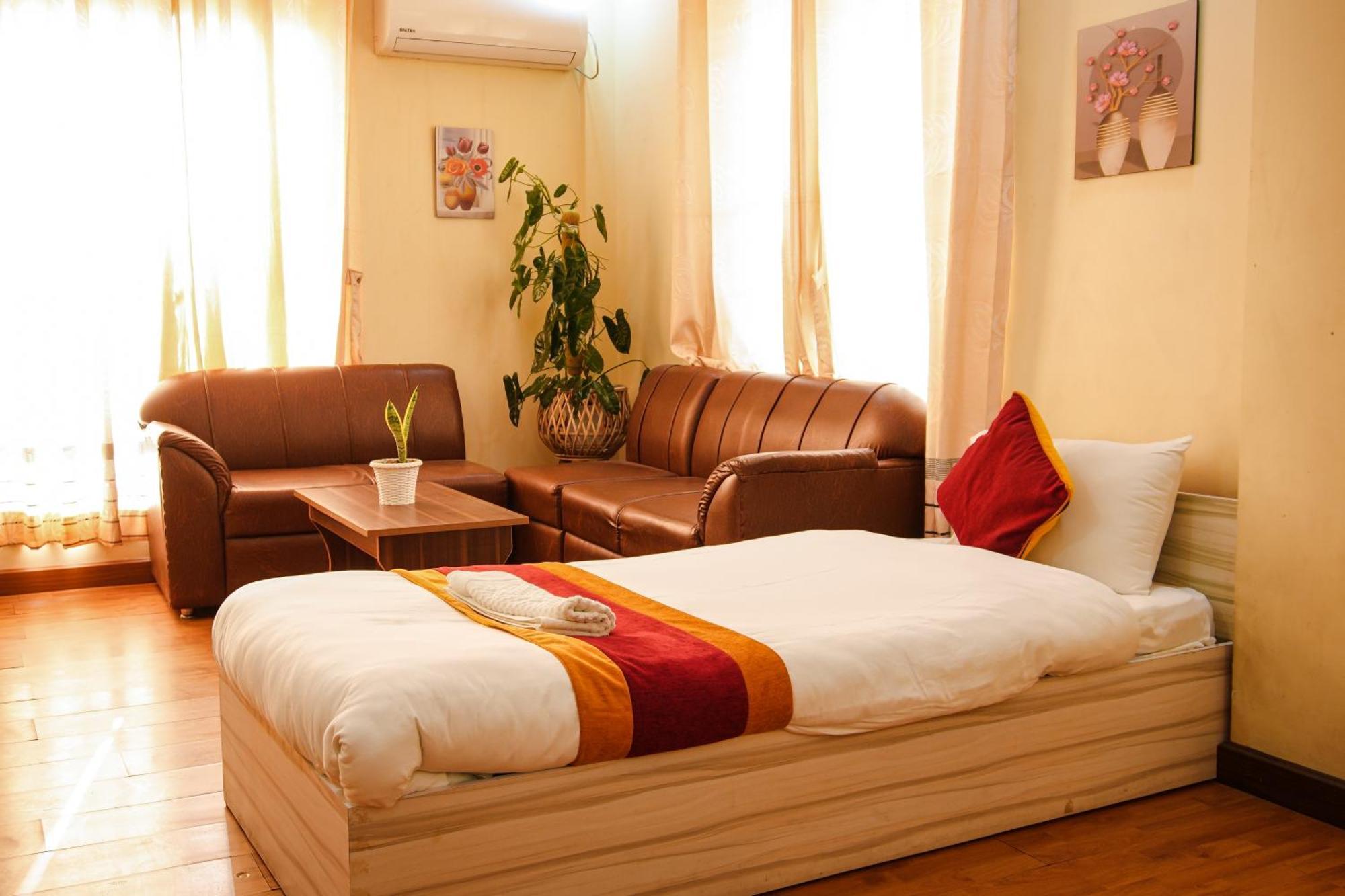 Hotel Edingo Inn Itahari Εξωτερικό φωτογραφία