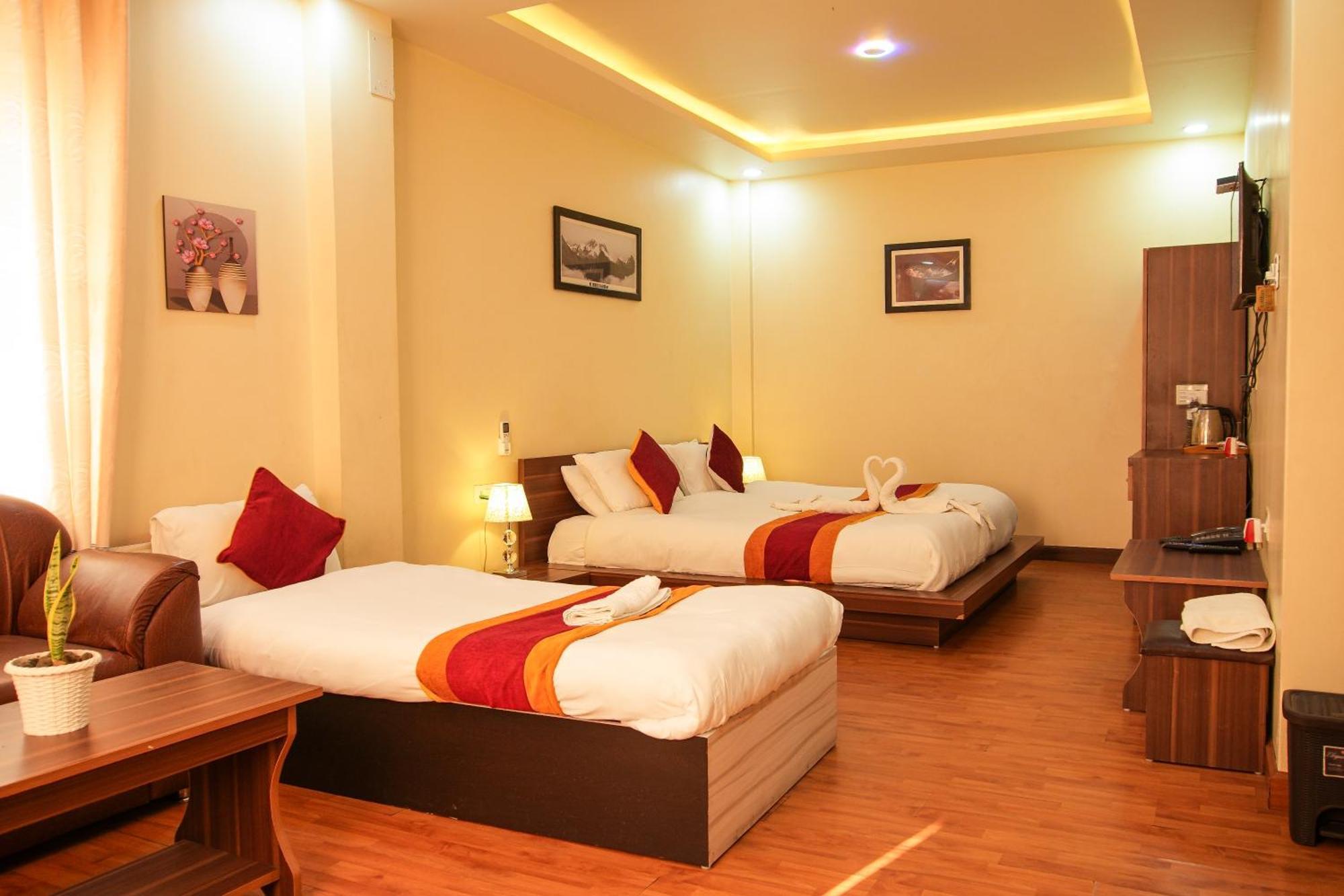 Hotel Edingo Inn Itahari Εξωτερικό φωτογραφία